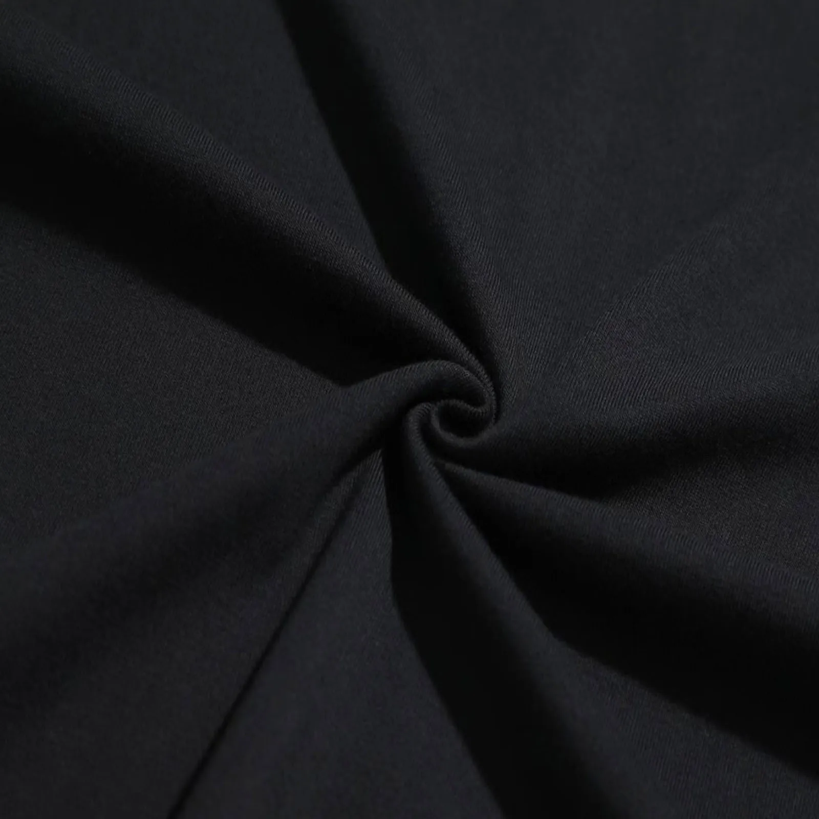 تي شيرت ميراج من ماركة ميت بوب - مراجعة Streetwear Brand Graphic Designer وسعره
