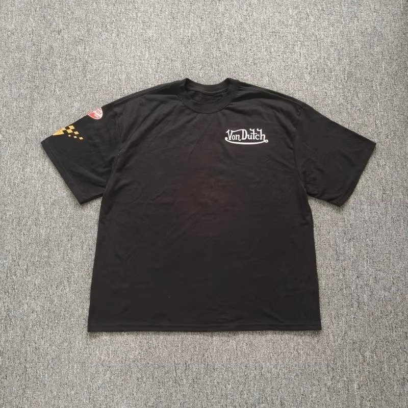 تي شيرت قطني بتصميم جرافيك من  - مراجعة Streetwear Brand Tees وسعره