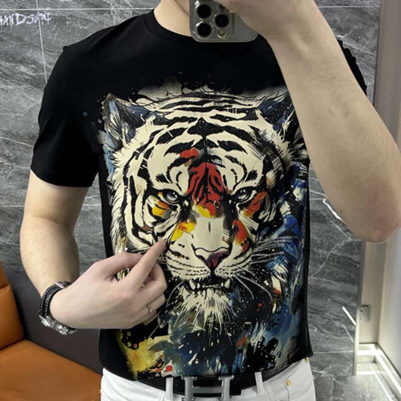 الشارع الشهير الساخن الحفر الن - مراجعة Streetwear Outfit Brand وسعره